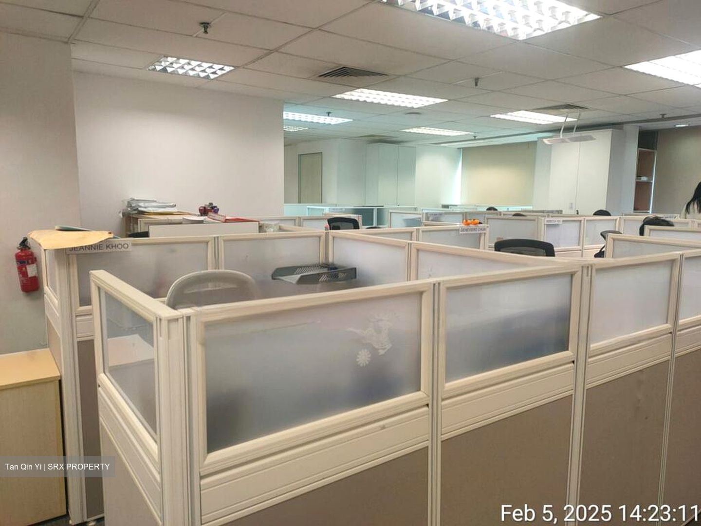 100 Am (D2), Office #459651171